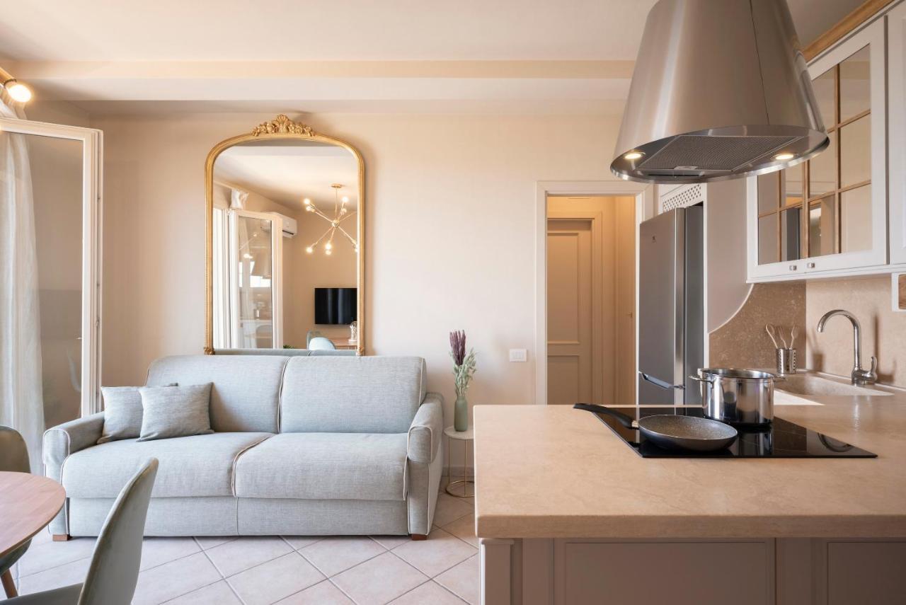 Zefiro Apartments San Vincenzo Buitenkant foto