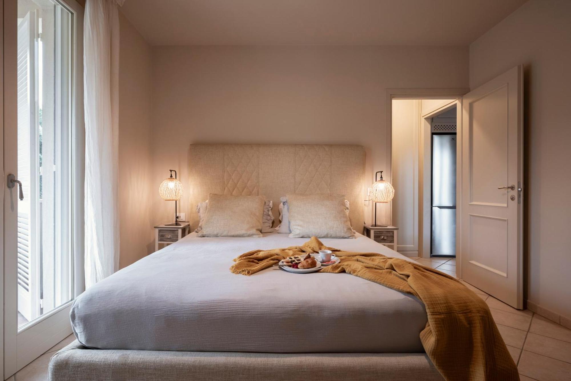 Zefiro Apartments San Vincenzo Buitenkant foto