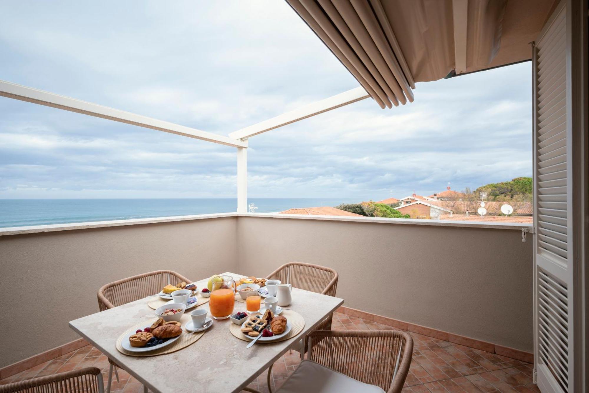 Zefiro Apartments San Vincenzo Buitenkant foto
