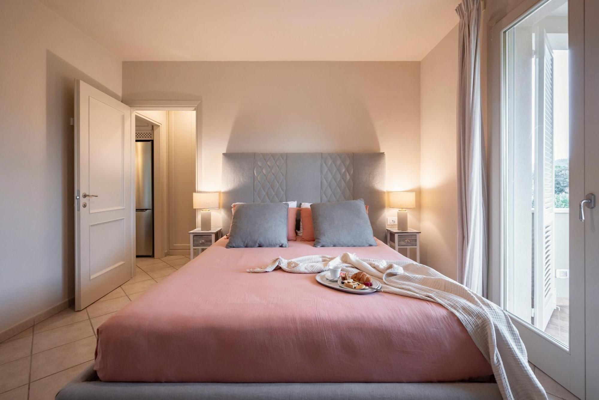 Zefiro Apartments San Vincenzo Buitenkant foto