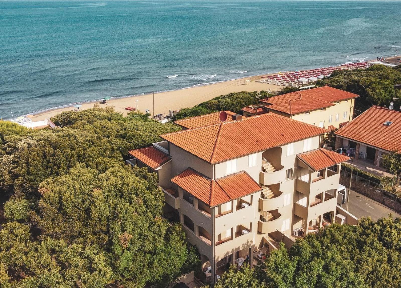 Zefiro Apartments San Vincenzo Buitenkant foto